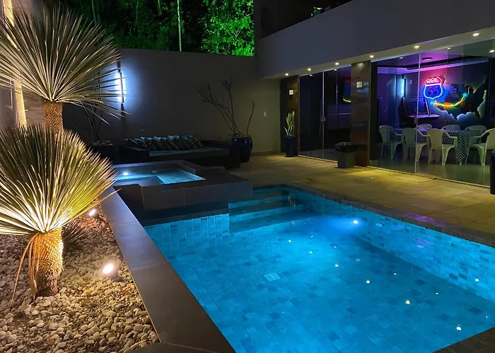 Hotel que aceita animais de estimação: Casa com Piscina no bairro João VI, Muriaé-MG